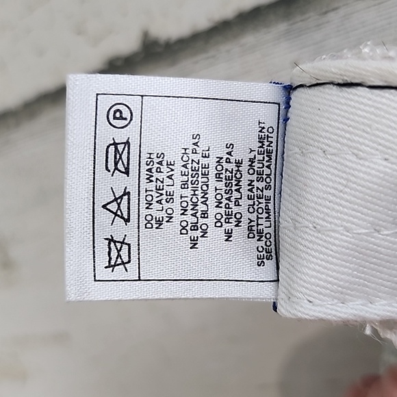 Reebok Tampa Bay Buccaneers NFL red black white baseball hat cap mesh snapback - Picture 9 of 9